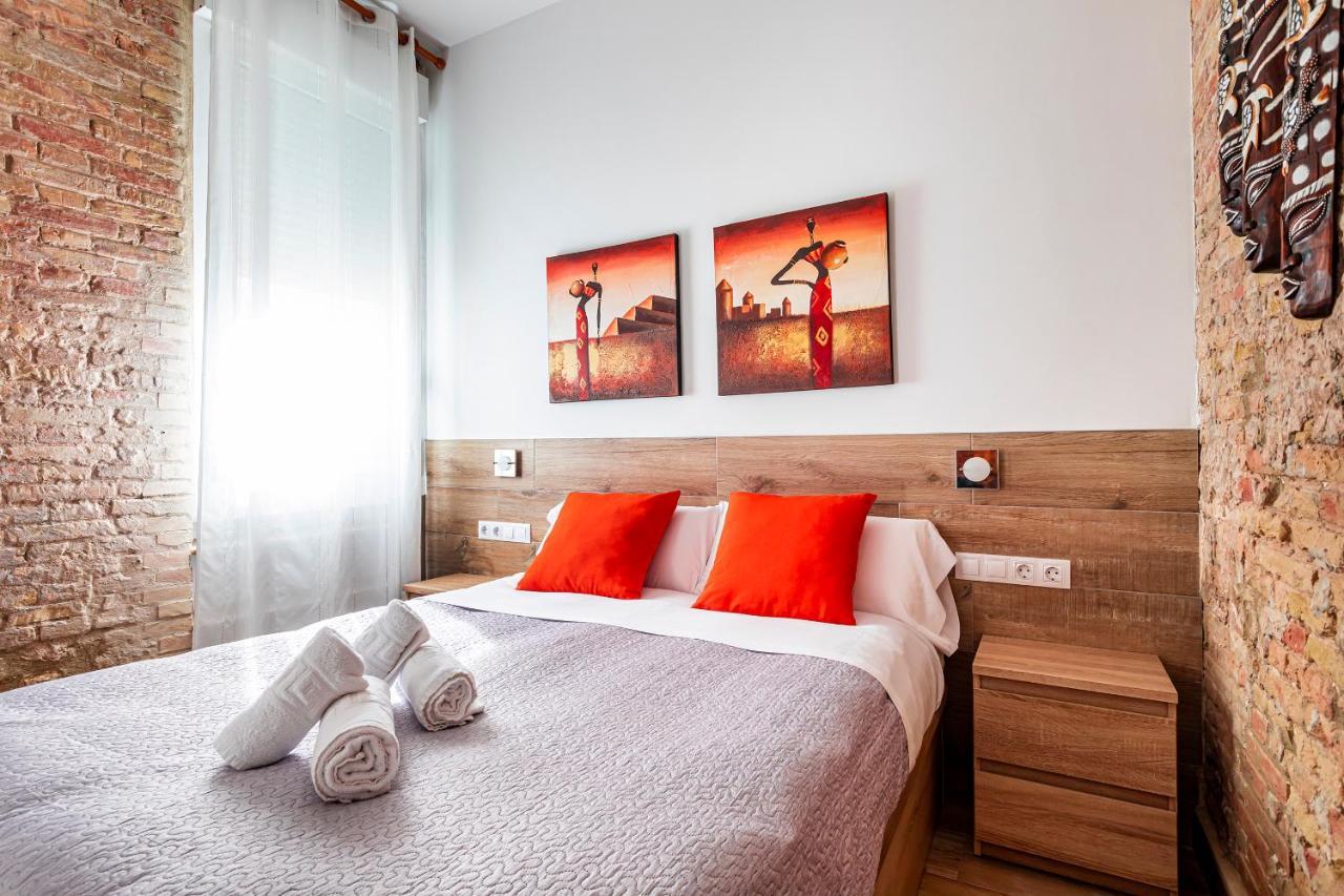 Flats Piera Valencia Center Apartment ภายนอก รูปภาพ